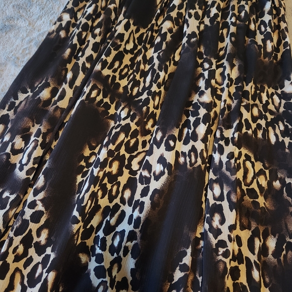WHBM Black Leopard Long Maxi Skirt Size 2 - Picture 6 of 6